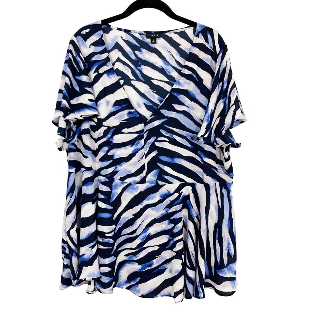 Torrid Animal Print Short Sleeve Blouse V-Neck Blue Purple Size 2X